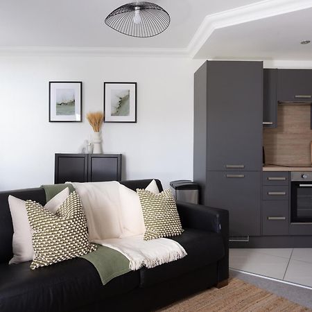 London Mews, Modern Apartment - Sleeps 4 York Eksteriør bilde
