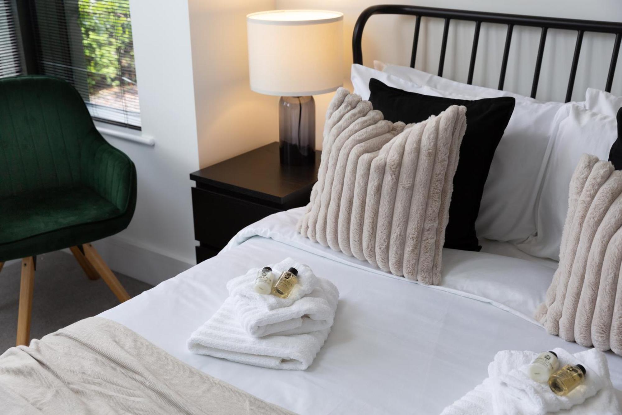 London Mews, Modern Apartment - Sleeps 4 York Eksteriør bilde