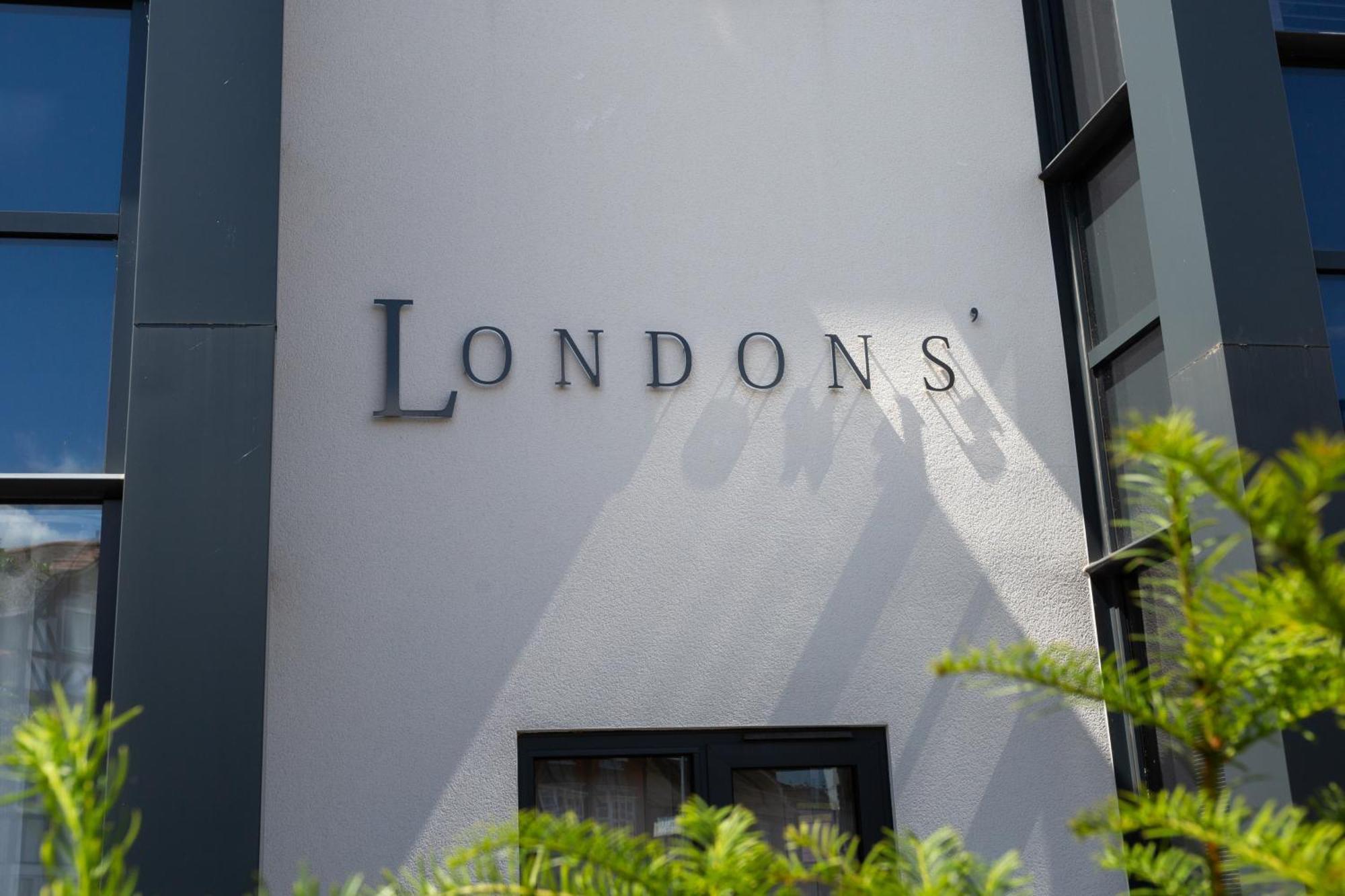 London Mews, Modern Apartment - Sleeps 4 York Eksteriør bilde